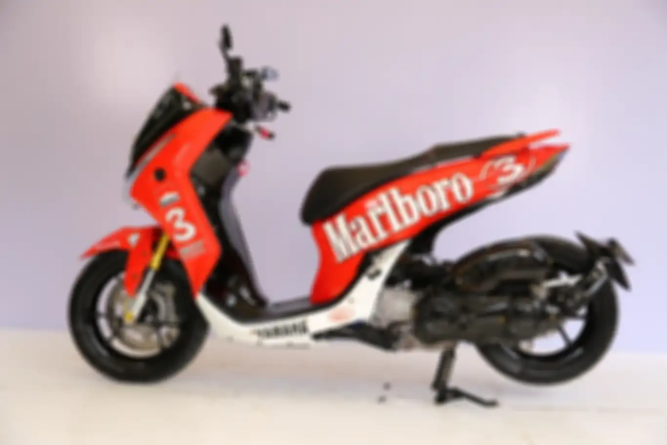 Modifikasi motor Yamaha Lexi Special Livery Marlboro Max Biaggi
