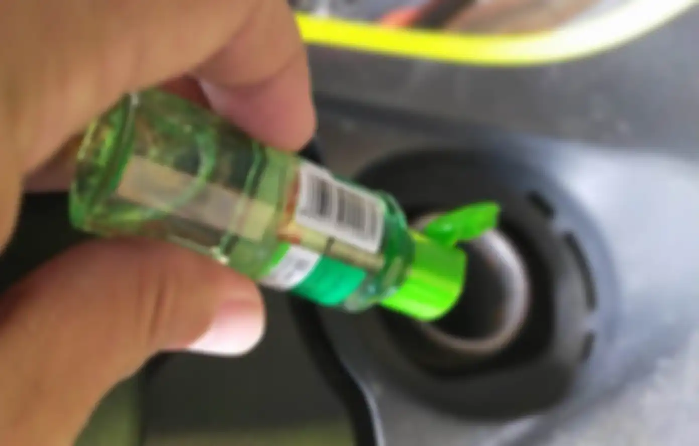 Minyak kayu putih obat covid-19 dan penghemat bensin