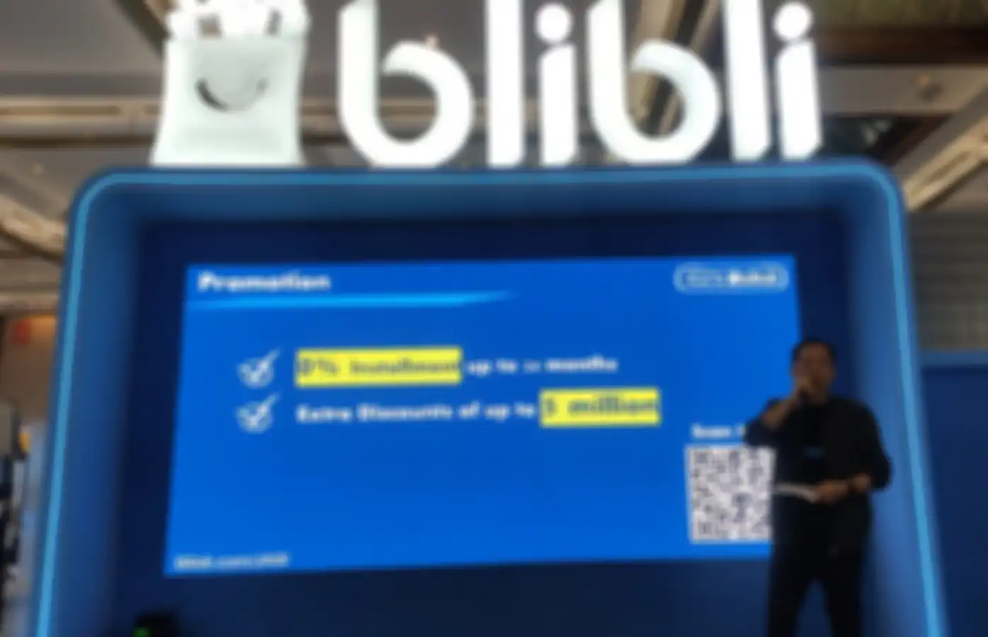 VP Automotive Category, Eddy Lukita menjelaskan promo Blibli di GJAW 2023.