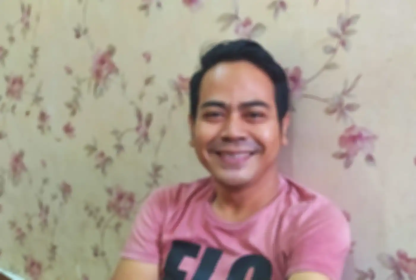 Yadi Sembako yang sempat dilepeh CaisarYKS mengaku bangkrut. Begini foto kondisinya usai ditolong Ruben Onsu. 