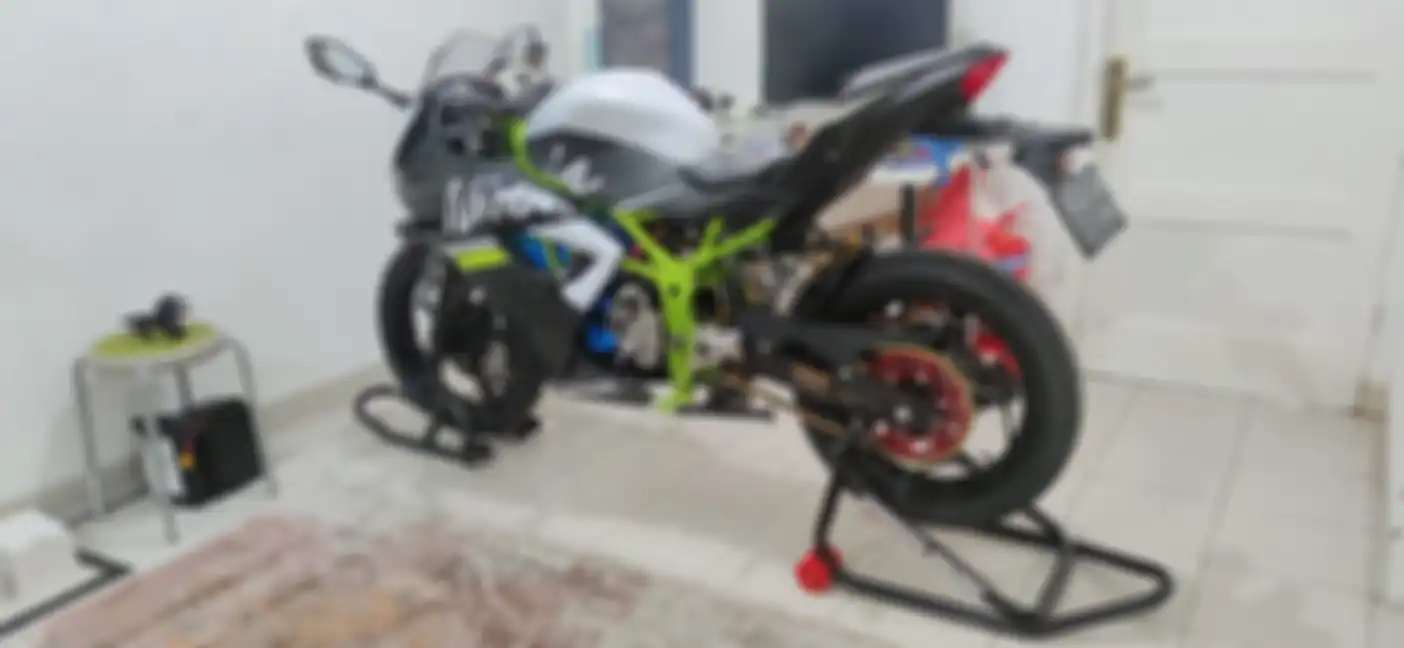 Konversi motor listrik berbasis Kawasaki Ninja 250 SL.