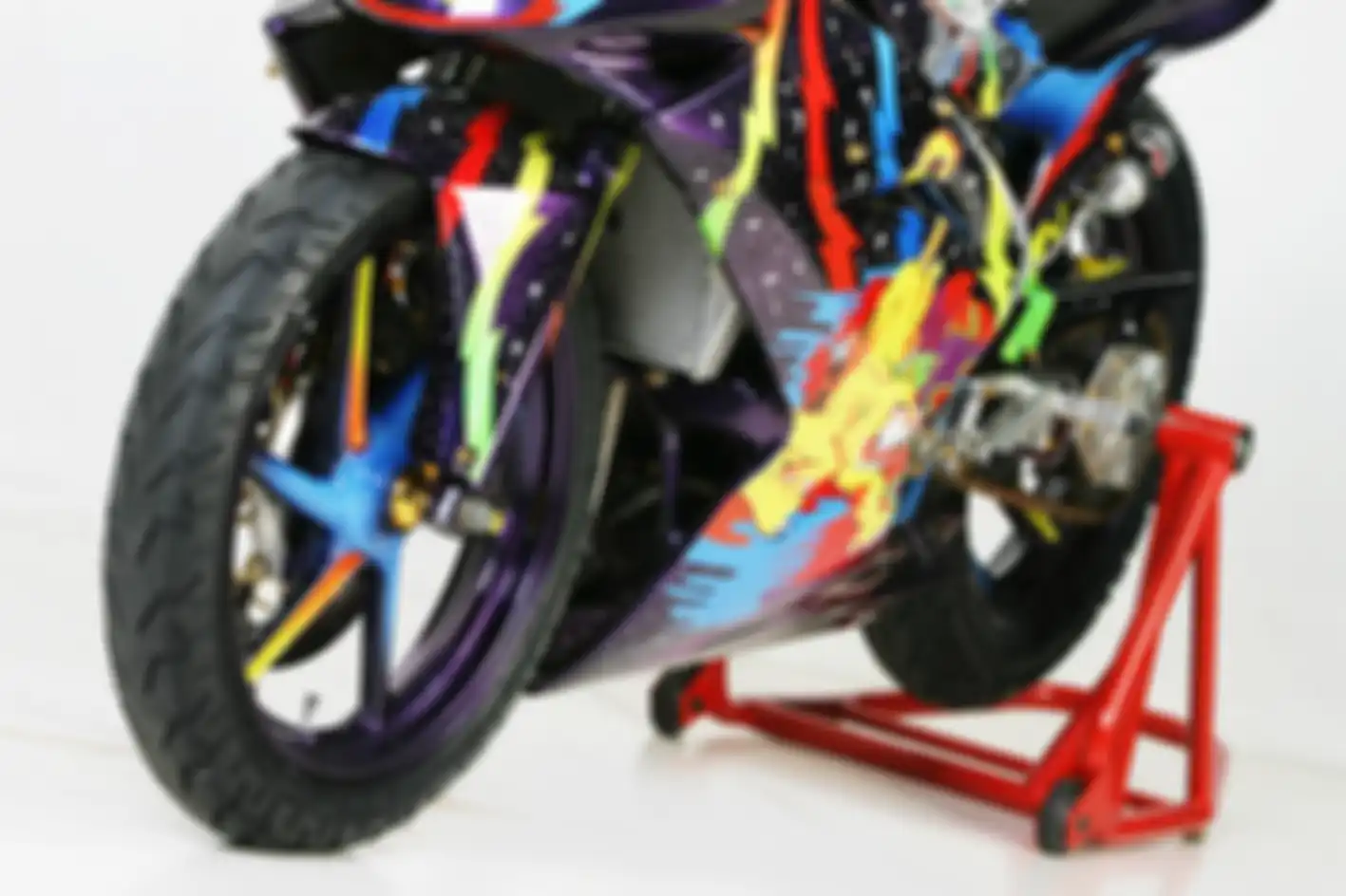 Kawasaki Ninja 150RR Bertema Troy Lee Helmet Designs