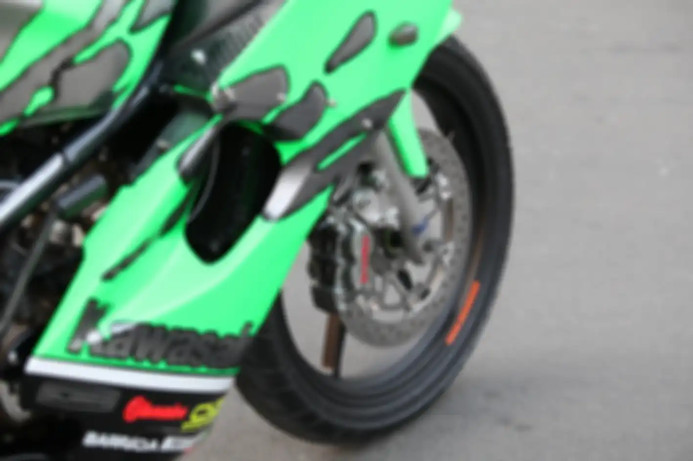 Modifikasi Kawasaki Ninja RR One3 Motoshop