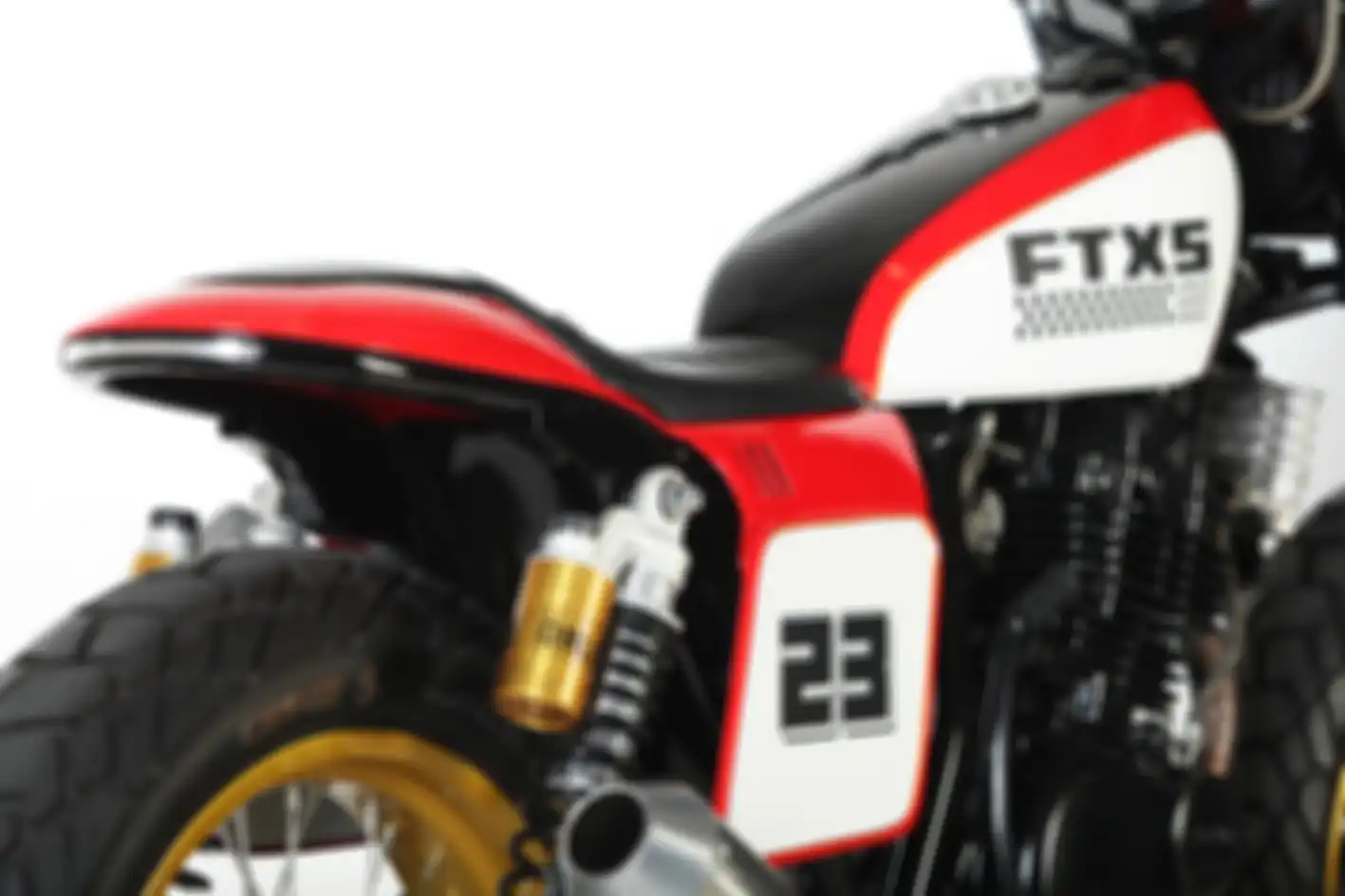 Modifikasi Suzuki Thunder 250 Flat Track Corsa Lawless Garage Jakarta