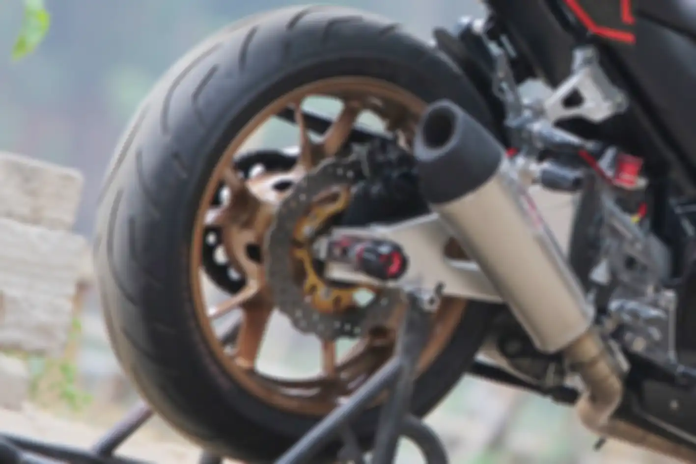 Ilustrasi pelek motor