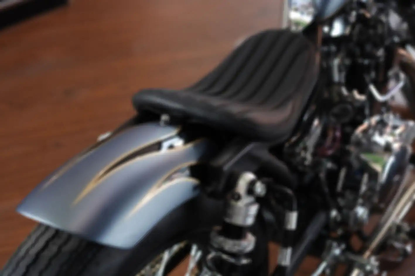 Kawasaki W175 Chopper Katros Garage