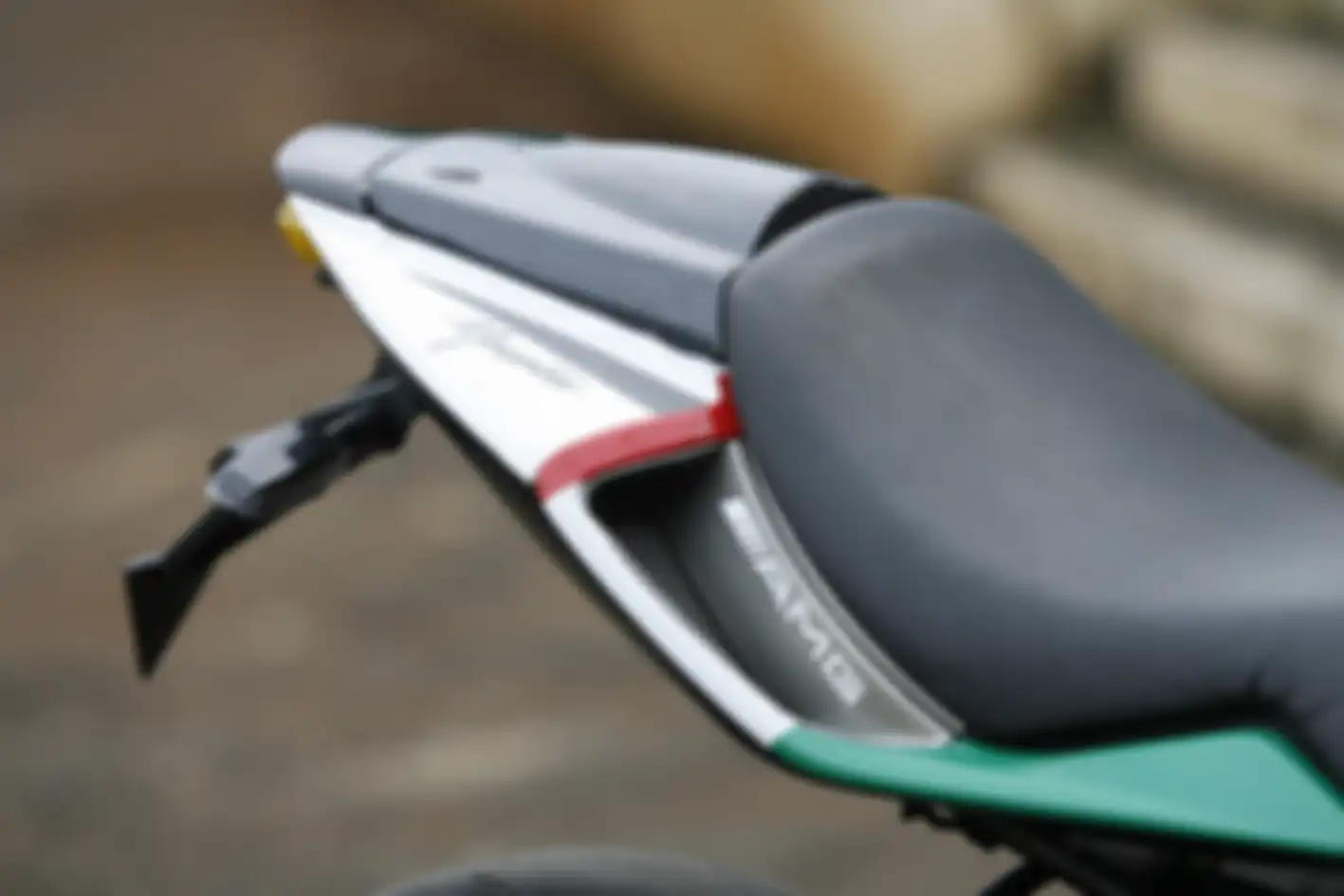 Kawasaki Ninja 250 Berbaju Megelli 250R