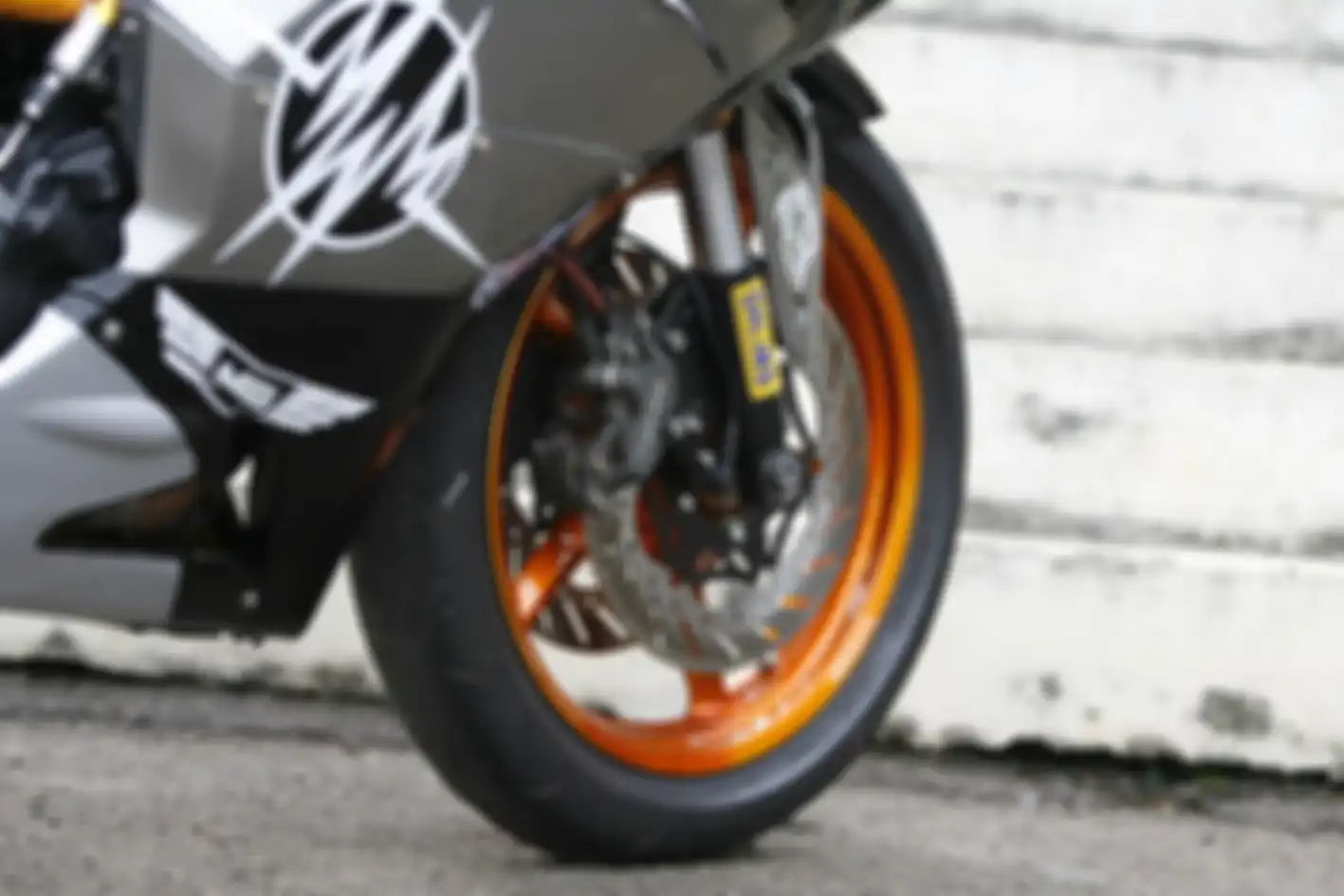 Kawasaki Ninja 250 Berbaju Megelli 250R