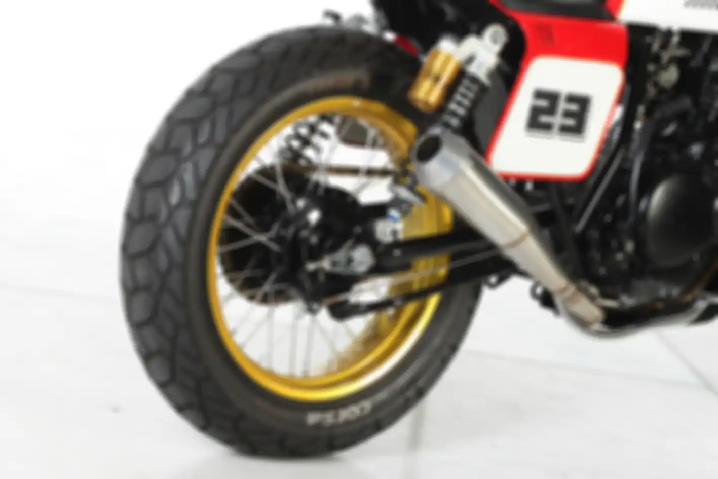 Modifikasi Suzuki Thunder 250 Flat Track Corsa Lawless Garage Jakarta