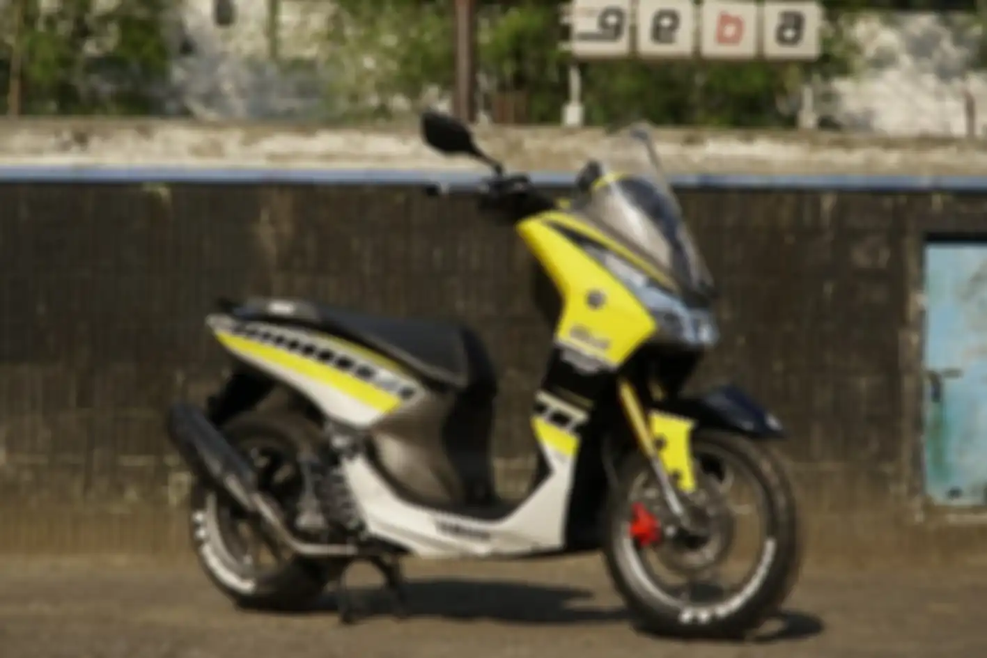 Modifikasi Yamaha Lexi Livery 60 th Anniversary Yamaha Geba Leisure Parts
