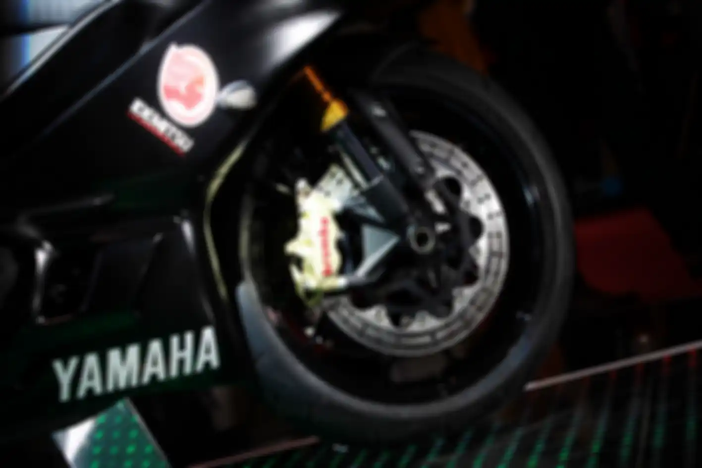 Modifikasi Yamaha R25 Kaki Moge Idemitsu IMOS 2018