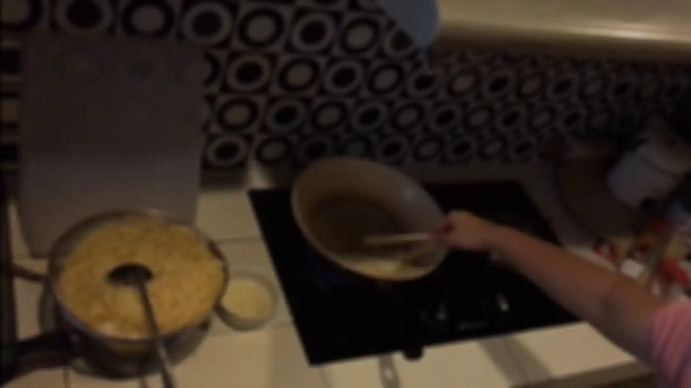 Dapur rumah Tora dan Mieke