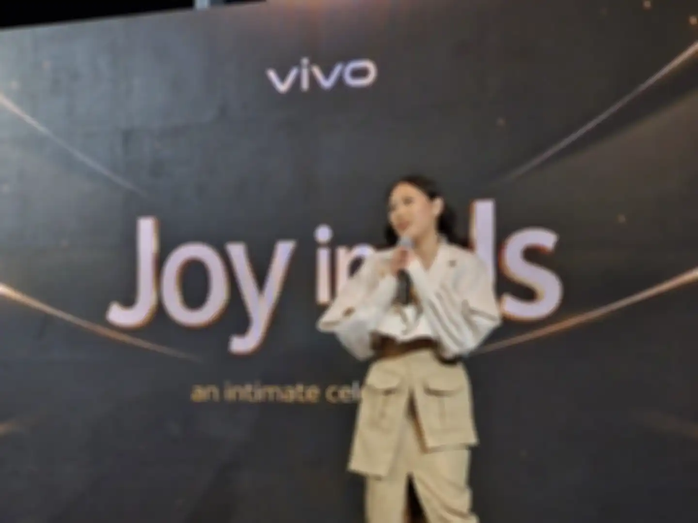 Alexa Tiara, PR Manager vivo Indonesia dalam peluncuran program 