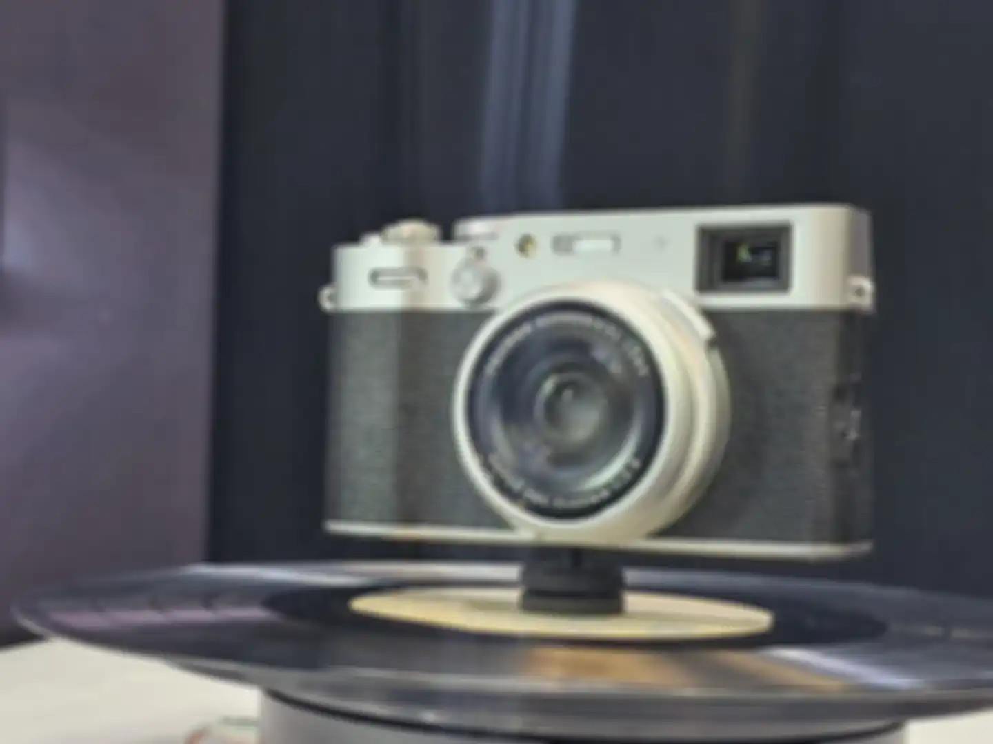 FujiFilm X100V