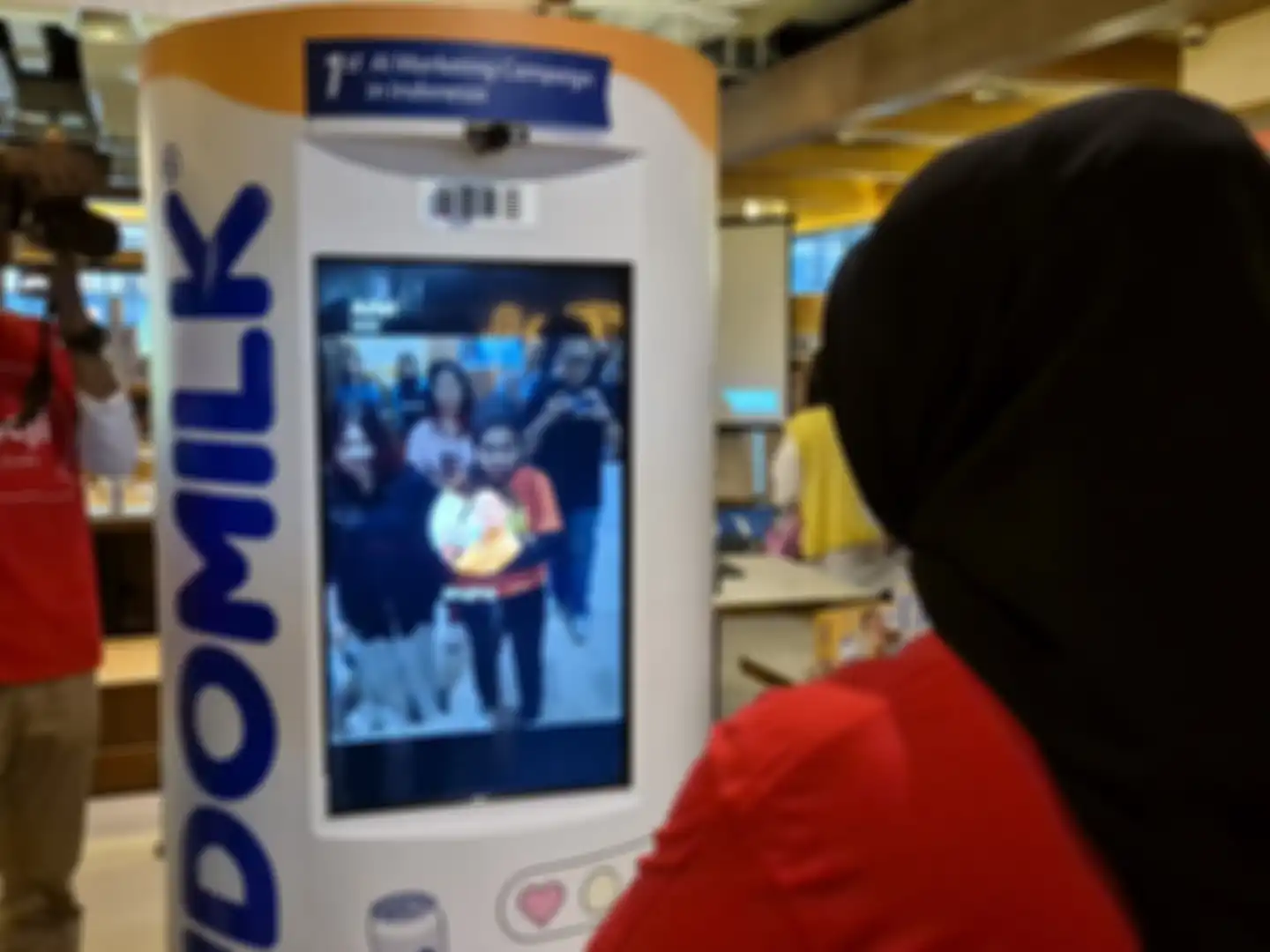 Indomilk melaksanakan campaign bagi pengguna bisa melakukan video call dengan Ariel dengan teknologi AI