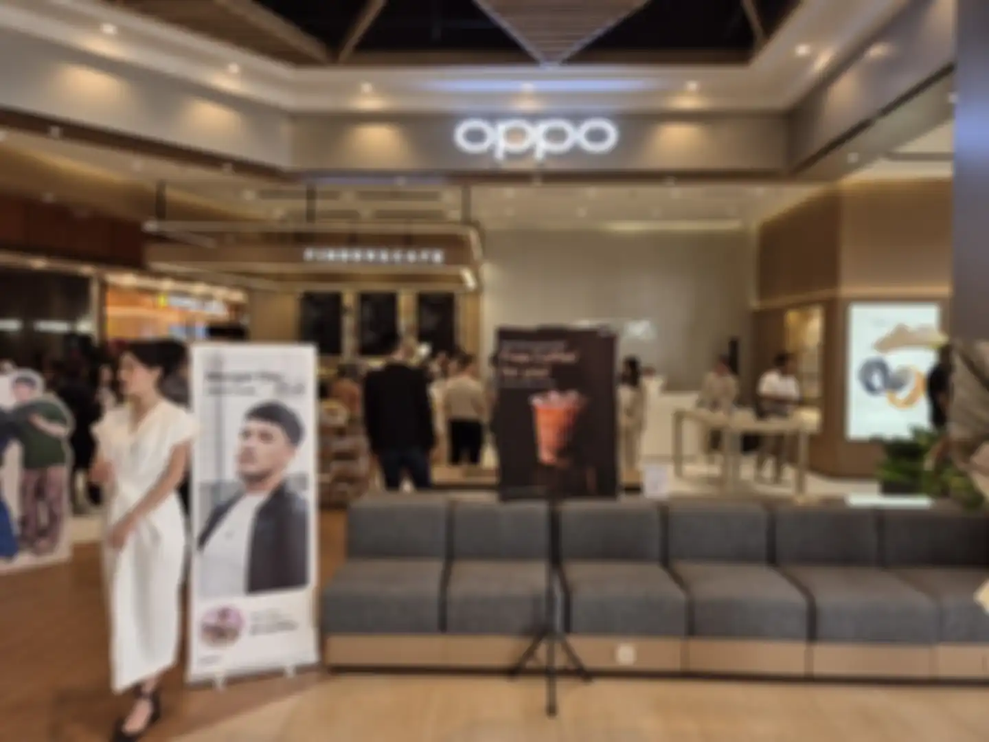 OPPO Experience Store Delta Mas