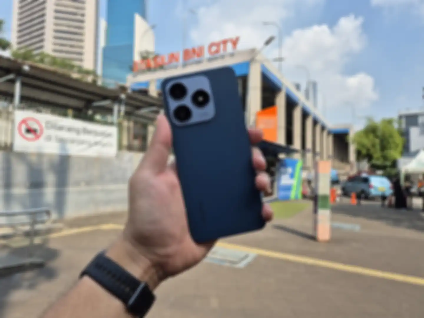 realme C63