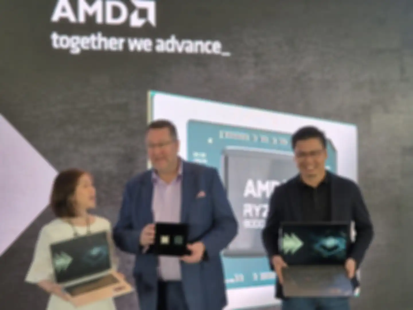 Perkenalan CPU AMD terbaru daru lini EPYC 4004, Ryzen Pro series, dan Ryzen 8040 dengan AI