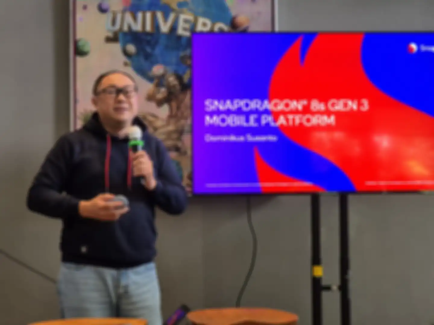 Senior Manager Qualcomm Indonesia, Sominikus Susanto menjabarkan tentang fitur dan kemampuan Snapdragon 8s Gen3