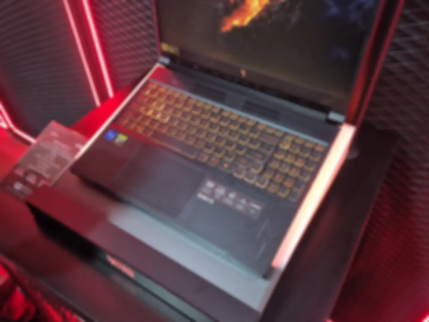 ACER Nitro V16