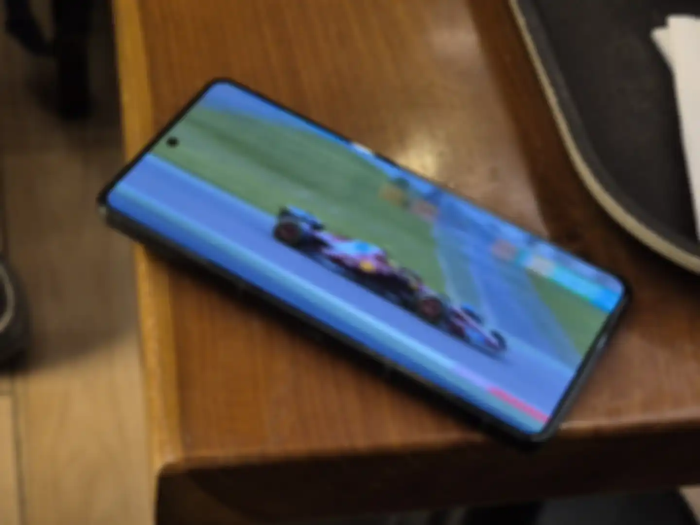 layar ROG phone 9 FE