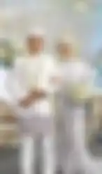 Pernikahan seorang pria dengan wanita Viral di Media Sosial. Video itu Viral karena sang pria menikahi wanita yang pernah berfoto saat KKN 11 tahun lalu.