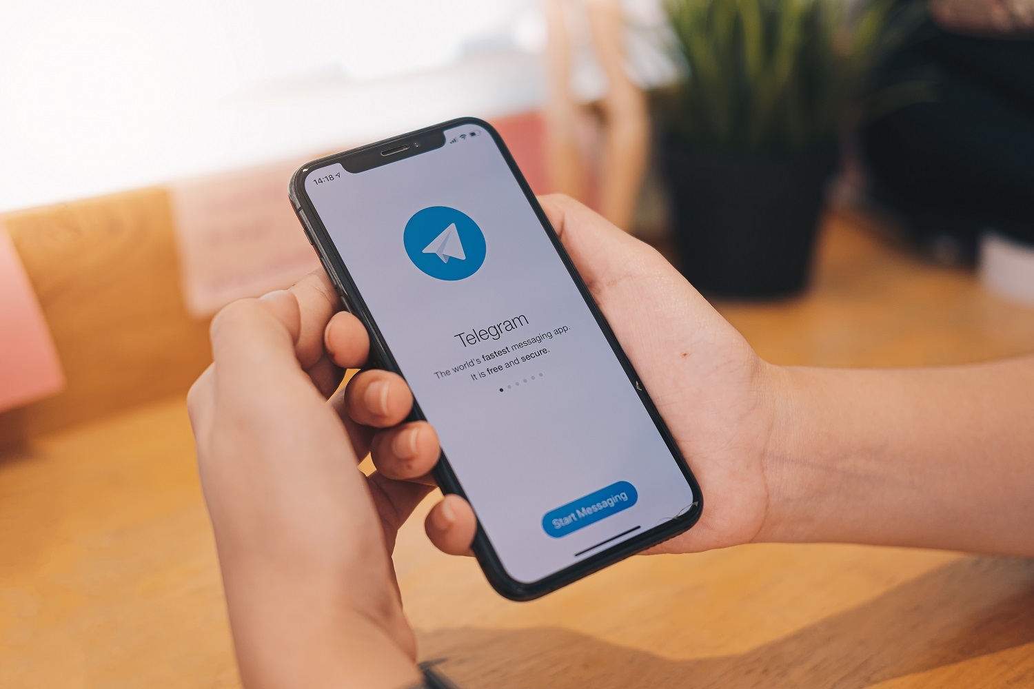 Ilustrasi Aplikasi Telegram