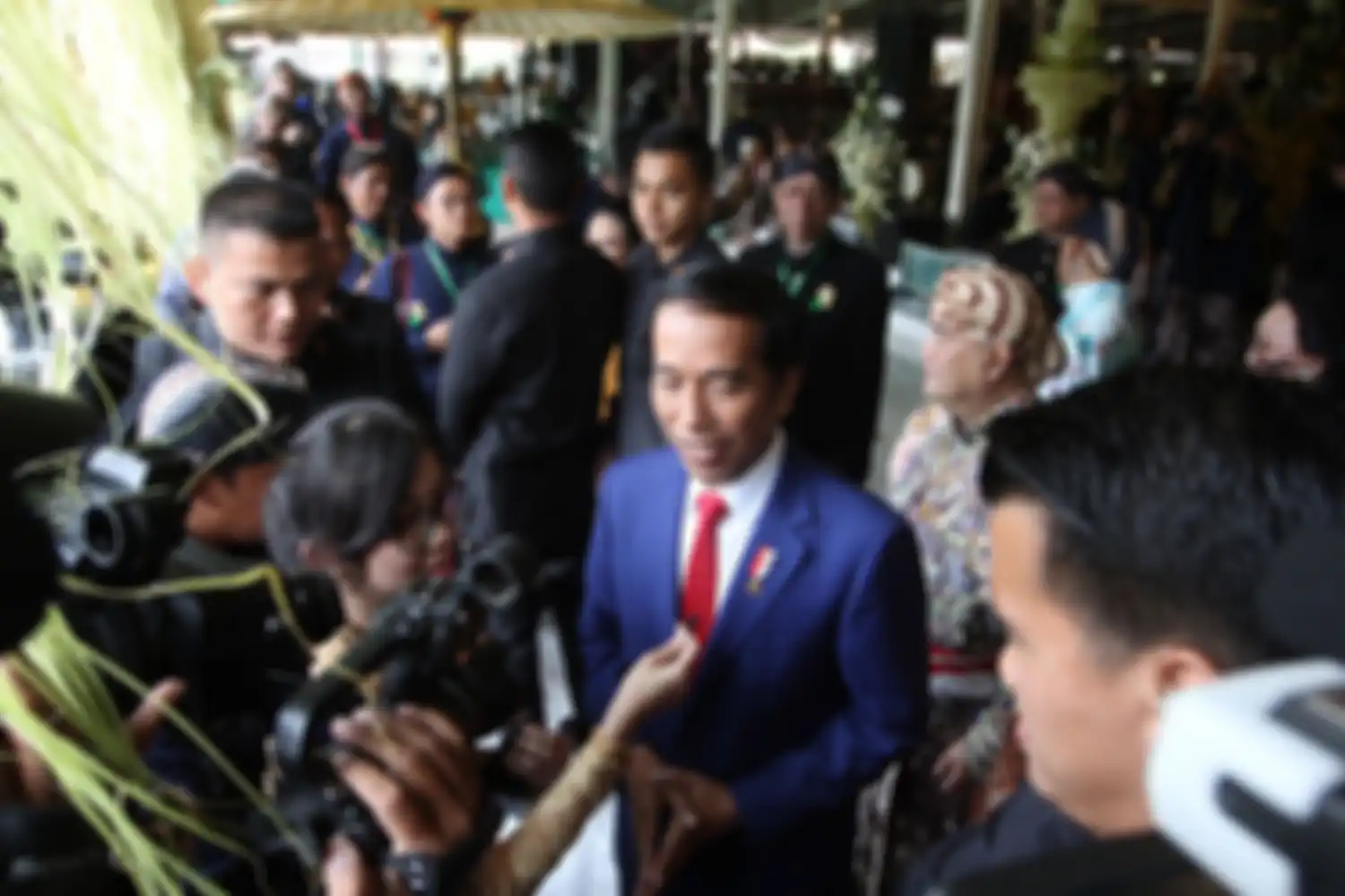 DHAUP AGENG - Presiden RI, Joko Widodo saat menghadiri dhaup ageng BPH Kusumo Bimantoro dengan Maya 