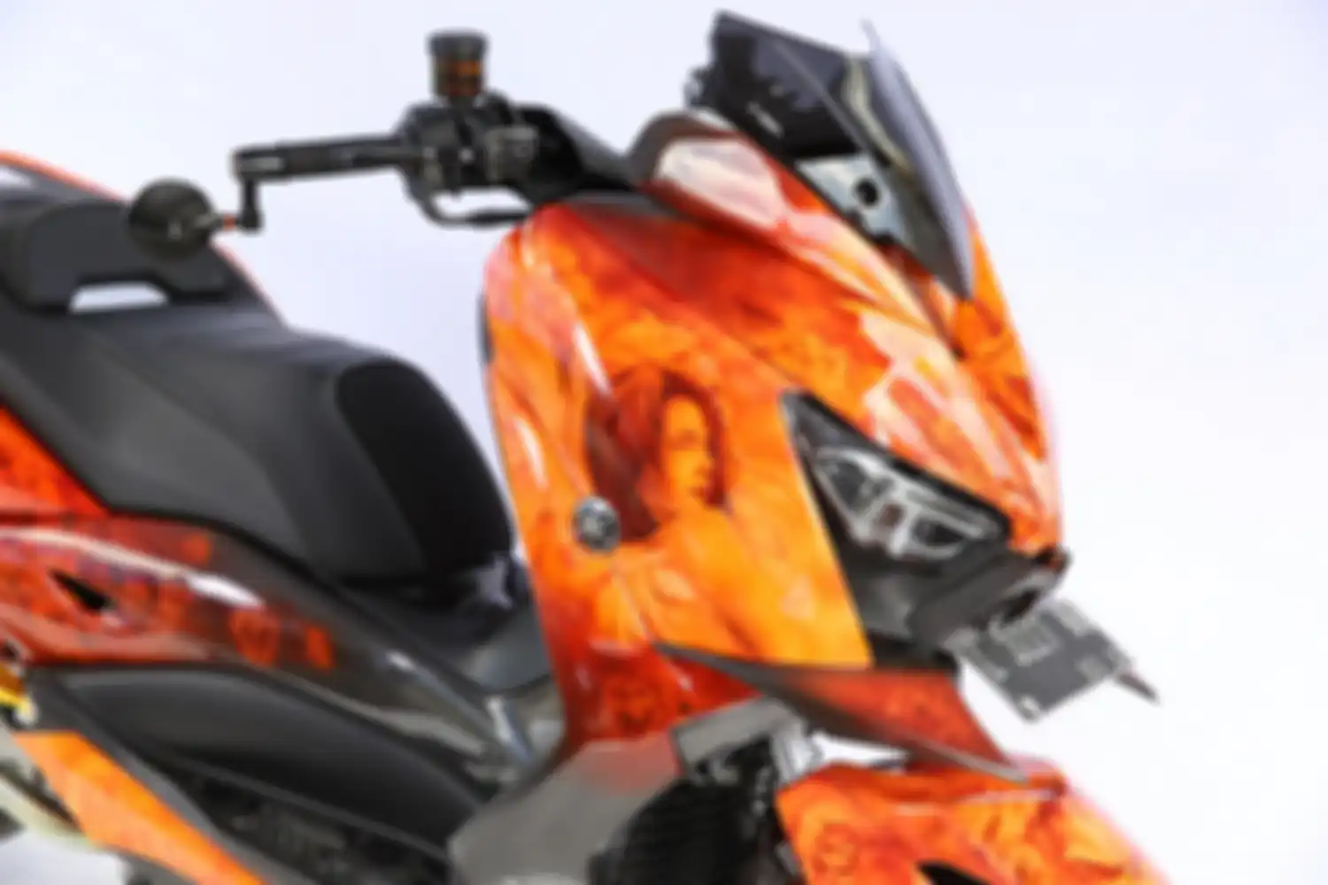 Yamaha XMAX pemenang Best Airbrush Customaxi Surabaya