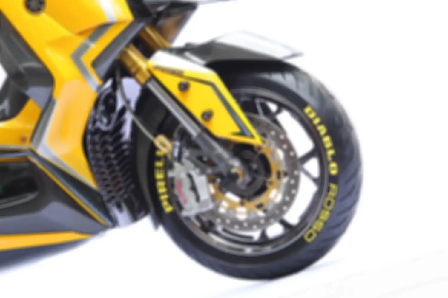 Yamaha XMAX 250 Bertema AMG Best Audio Video Sistem Big Bang Customaxi Yamaha