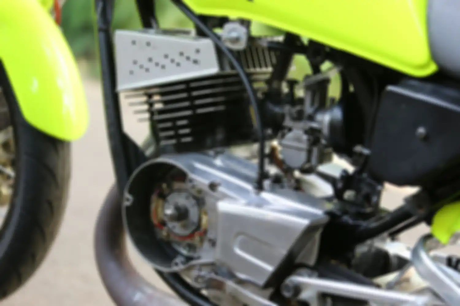 Modifikasi Yamaha RX-King Storing Motor Dream Garage Modified