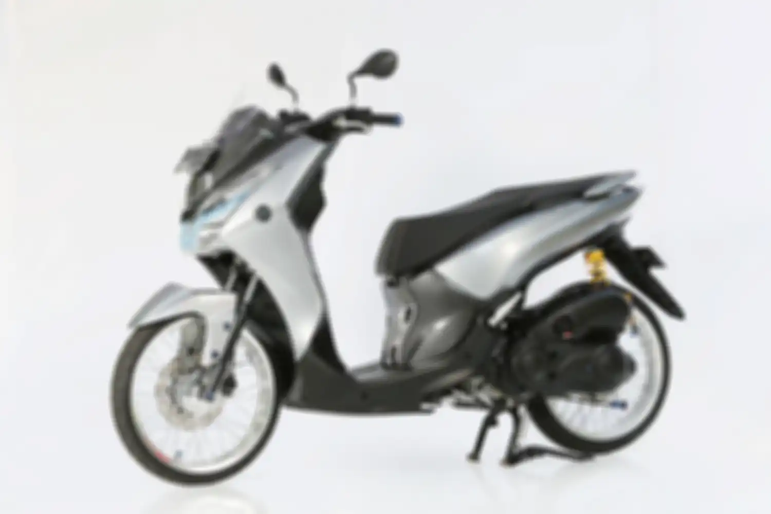 Modifikasi Yamaha Lexi Minimalis Poison Scooter