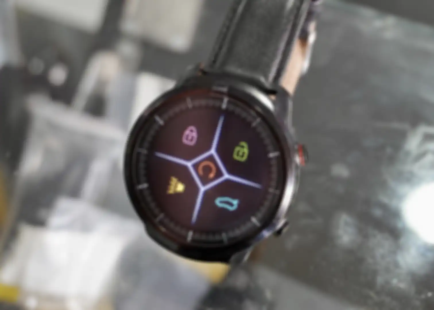 Digital key model jam tangan smartwatch