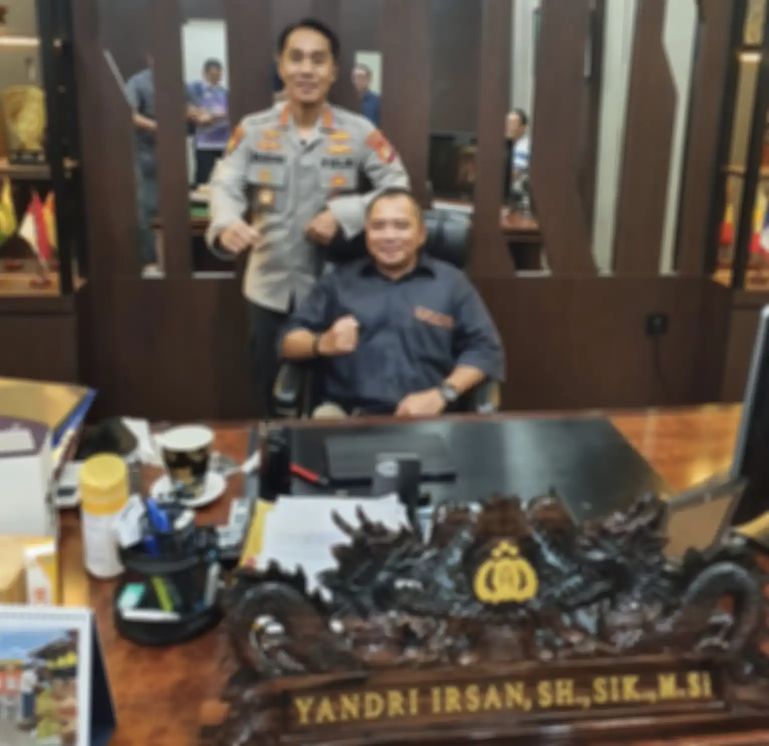 Kombes Yandri Irsan yang kini menjabat sebagai Kapolres Metro Jakarta Selatan sengaja disuntik vaksin khusus sebelum pergi haji.