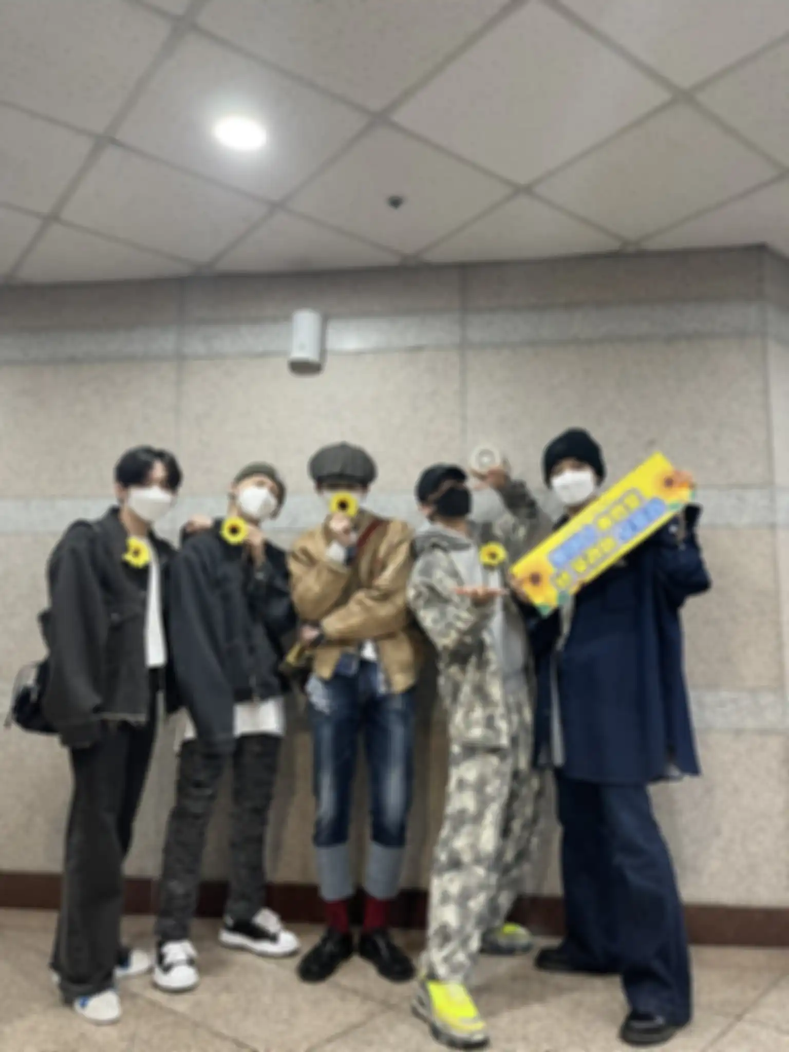 Member TREASURE di konser Mino WINNER