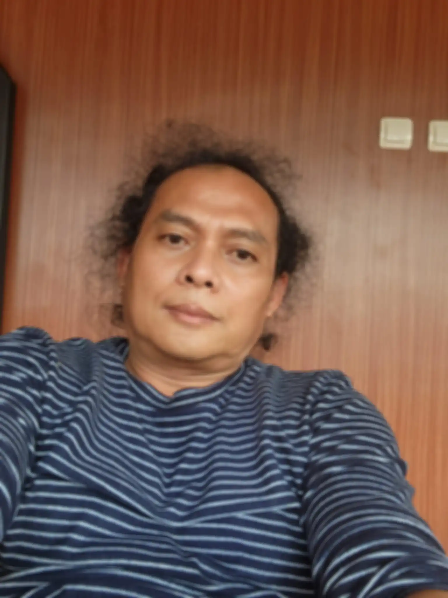 Pengacara Deolipa Yumara yang dipecat Bharada E curiga pada isi surat cabut kuasa kliennya. Foto Kabareskrim sampai ikut disentil. 