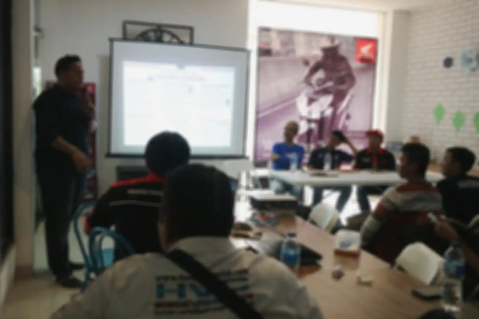Kegiatan penyuluhan anti-narkoba komunitas Vario