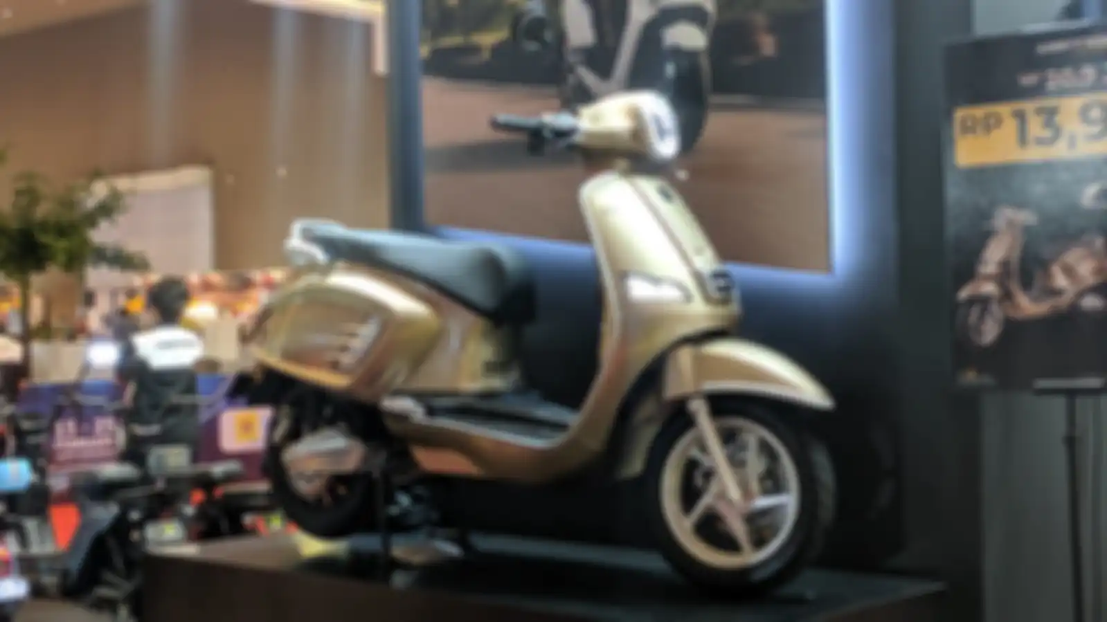 Tampilan motor listrik United C2000.