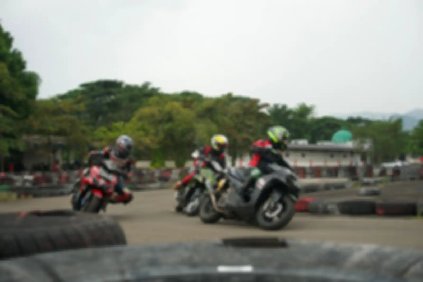 Yamaha All New Aerox 155 digeber lintasan sirkuit Sentul untuk menguji kelebihannya.