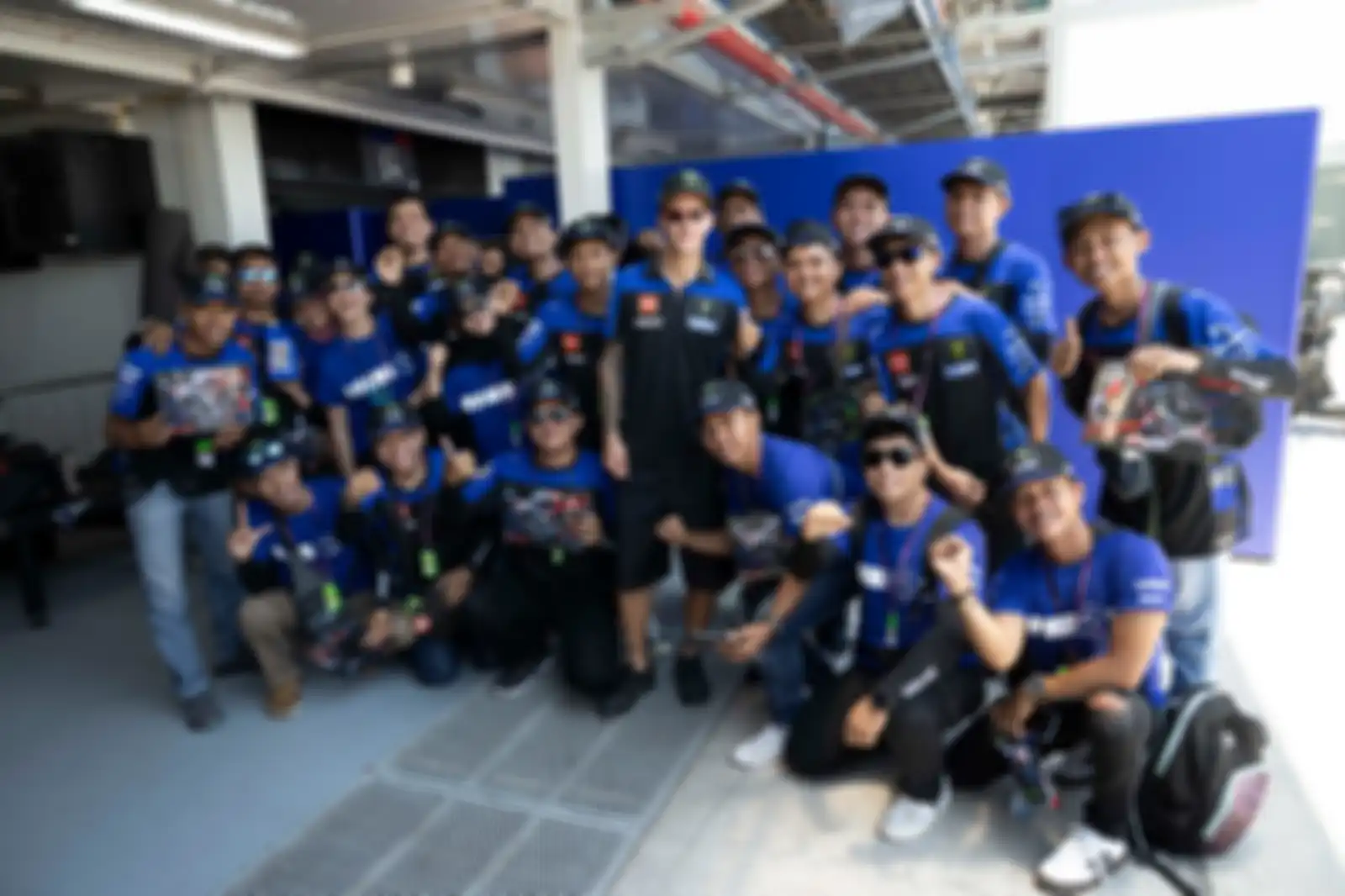 Puluhan konsumen Yamaha Indonesia beruntung bisa Meet and Greet pembalap Fabio Quartararo. 