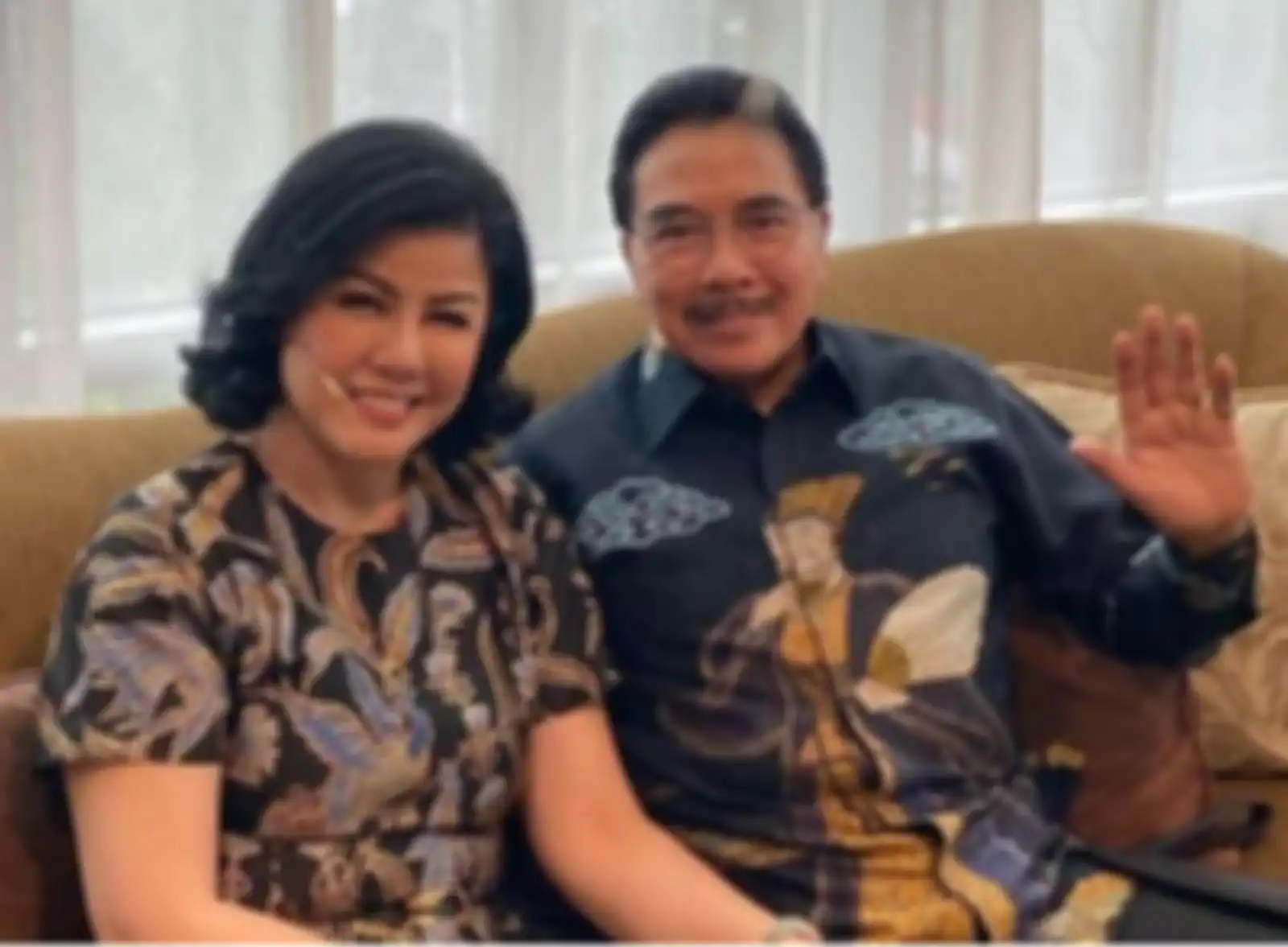 Hotman Sitompul dan Desiree Tarigan 