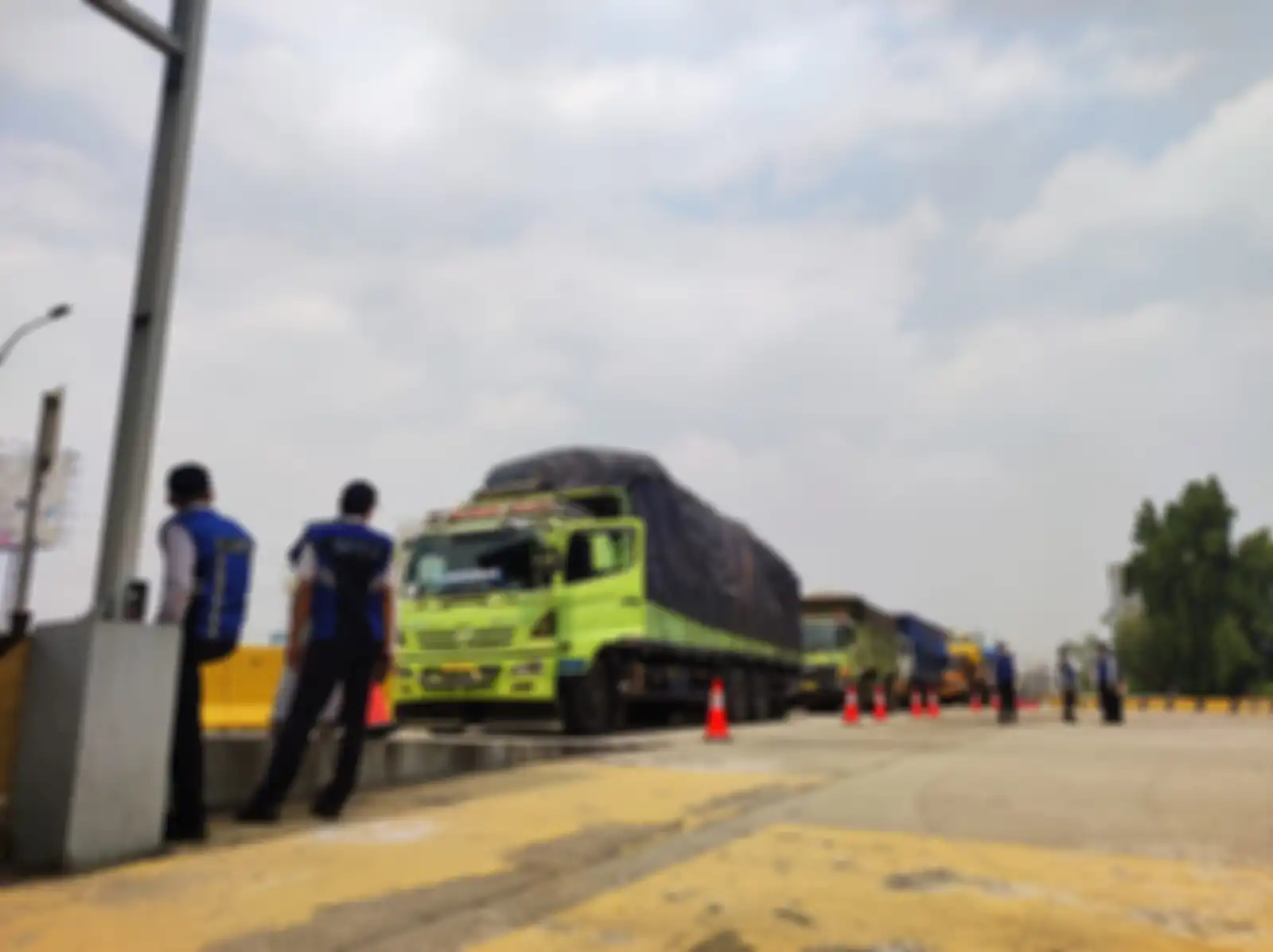 Ratusan truk odol ditilang
