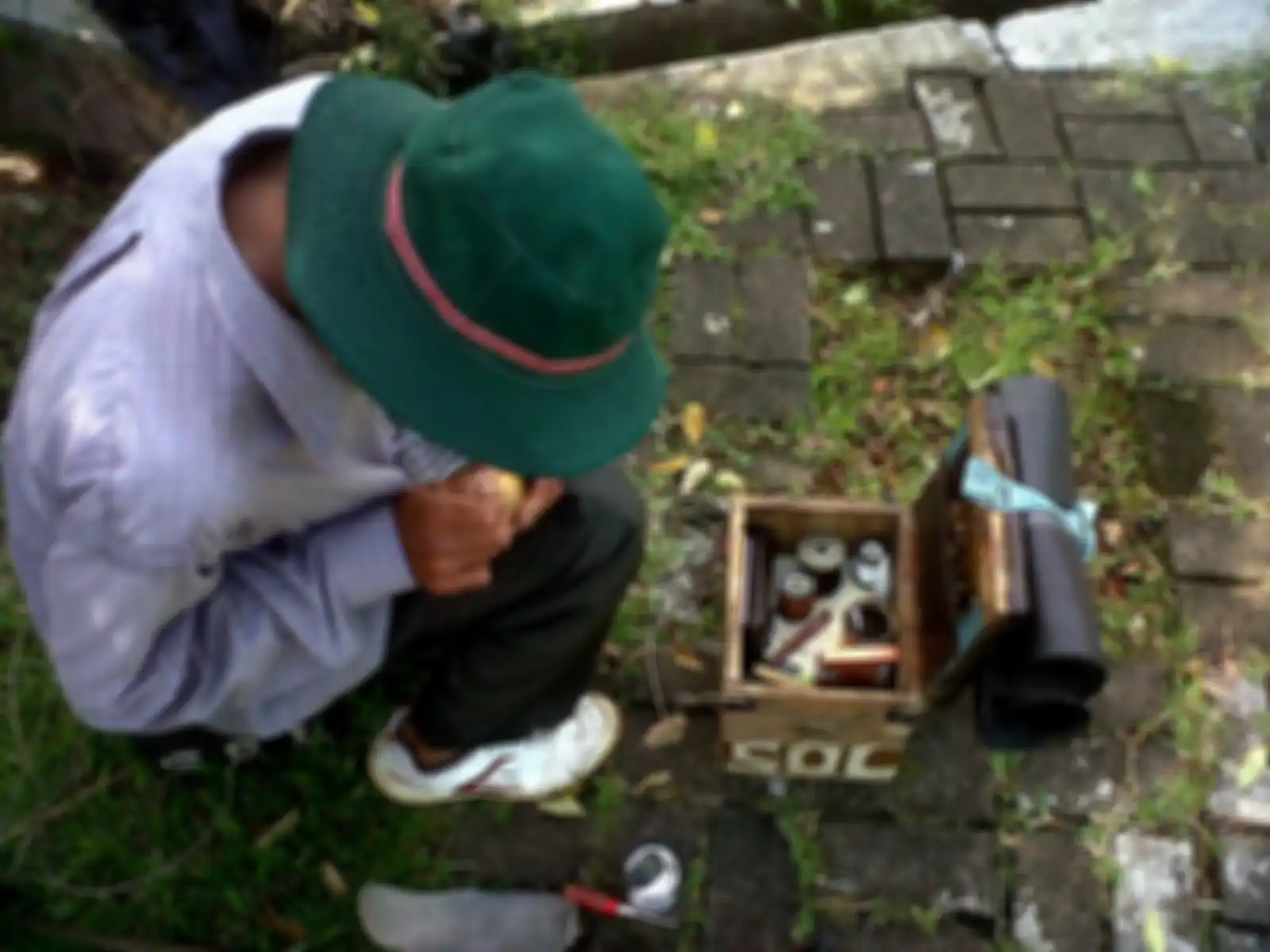 Tukang sol sepatu
