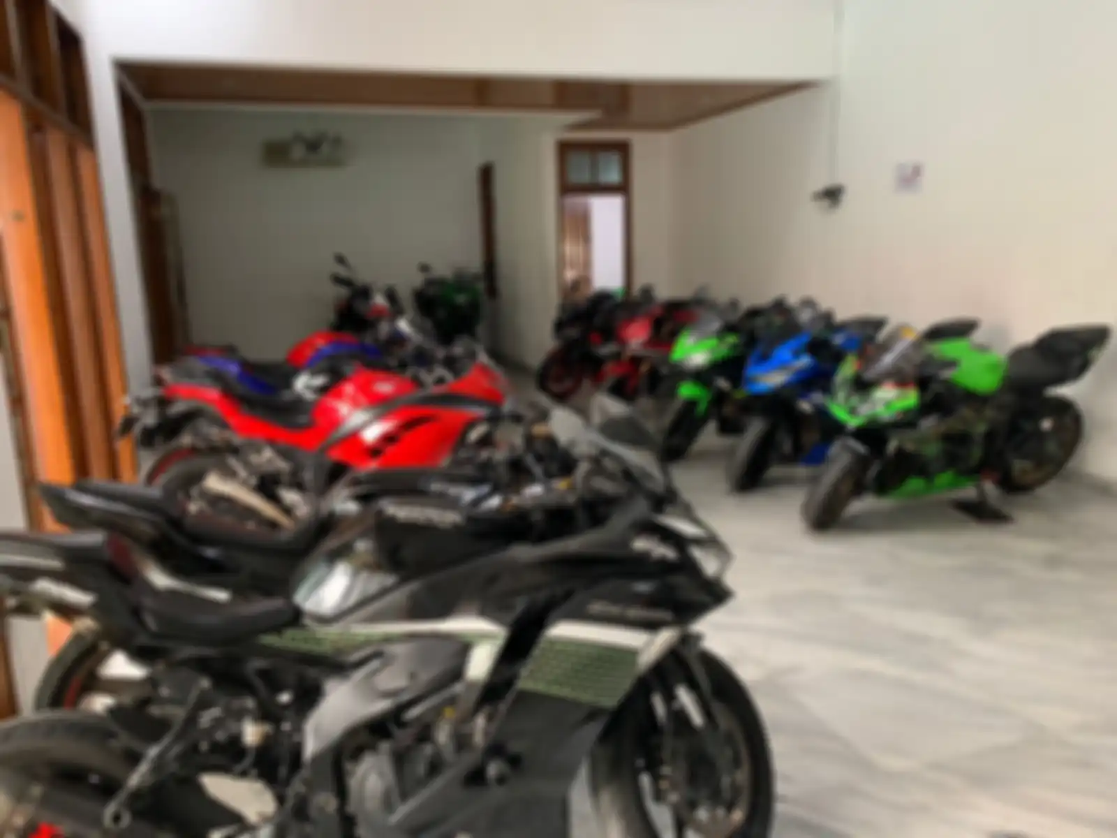 Motor-motor yang disewakan di Riple terbilang lengkap