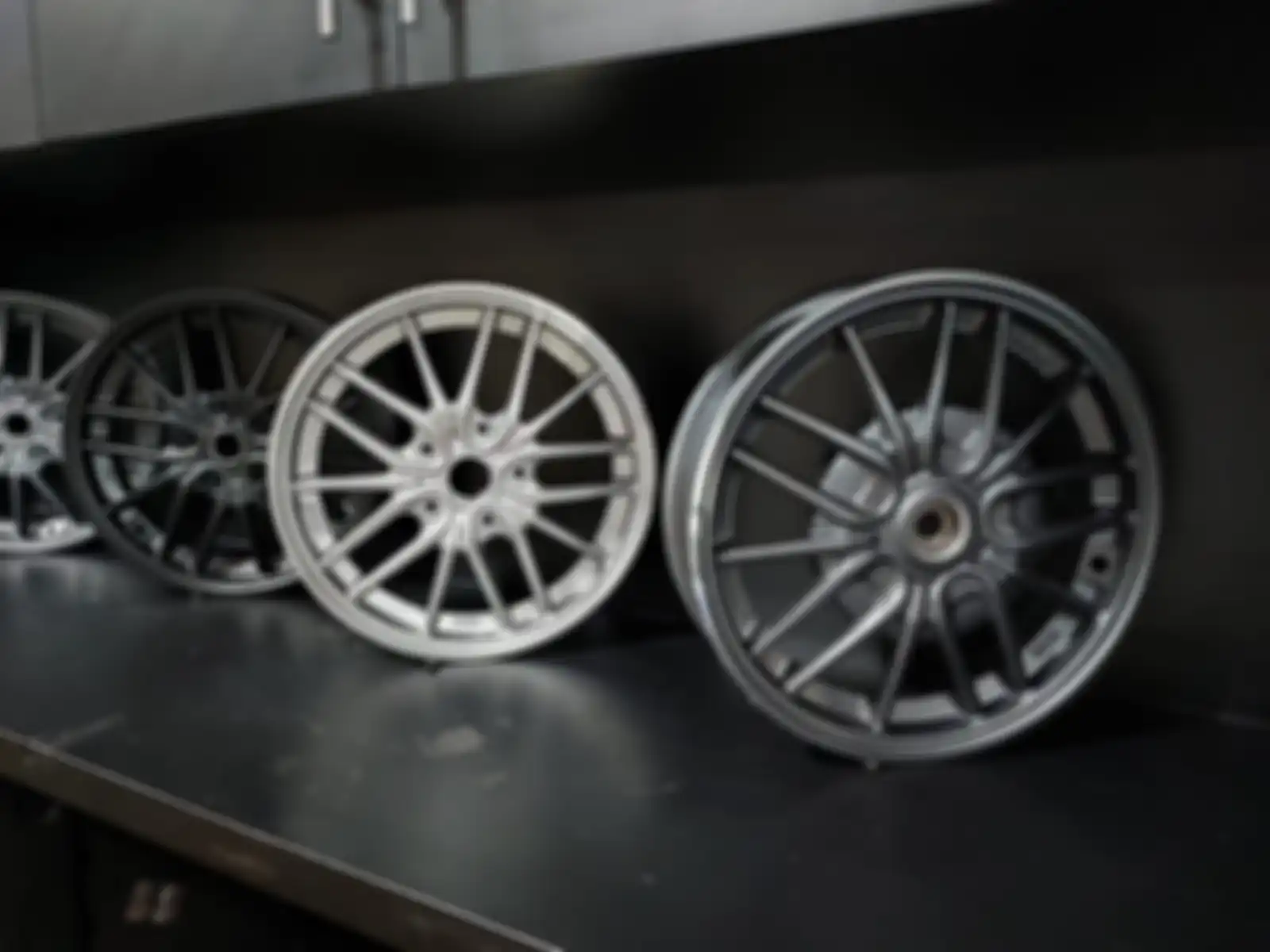 Pilihan warna pelek Pako Racing Armani 