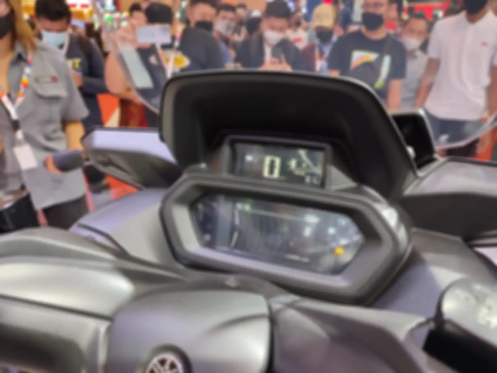 Panel instrumen Yamaha XMAX Connected baru.