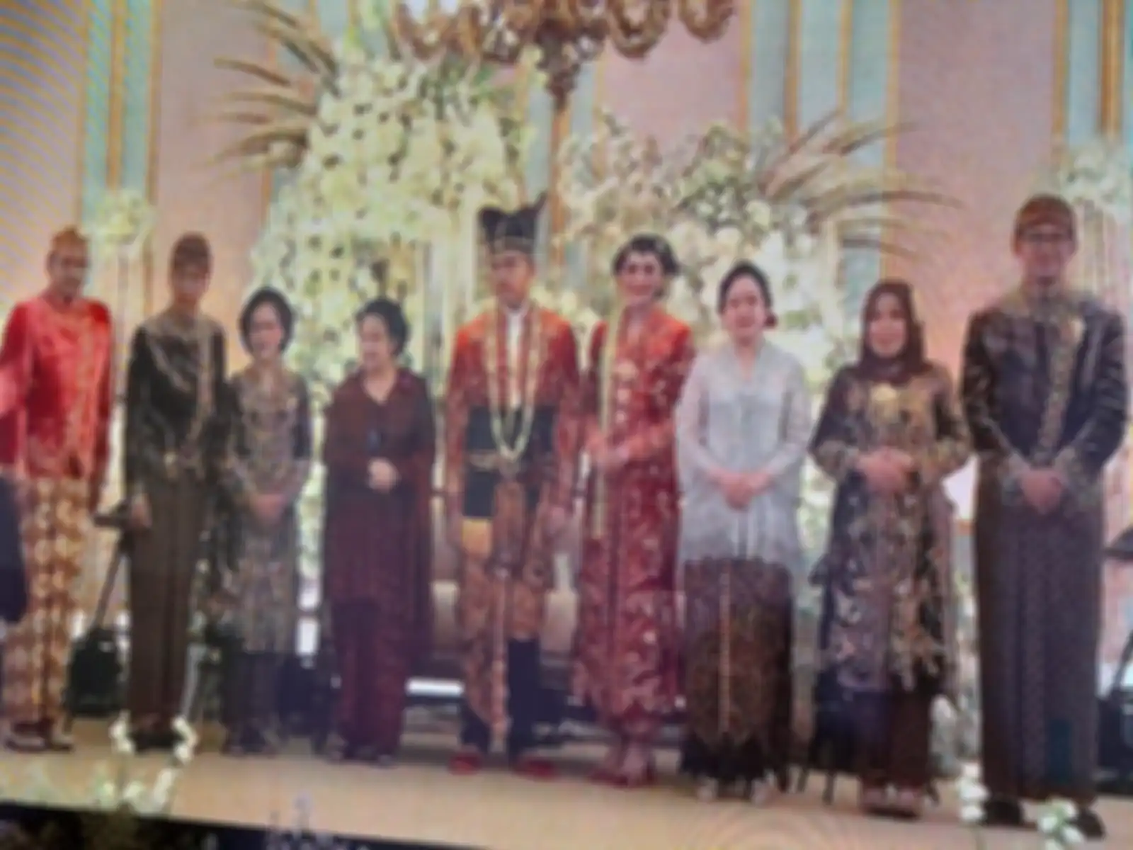 Megawati Soekarnoputri datang ke resepsi nikahan Kaesang dan Erina di Pura Mangkunegaran pada Minggu (11/12/2022) malam