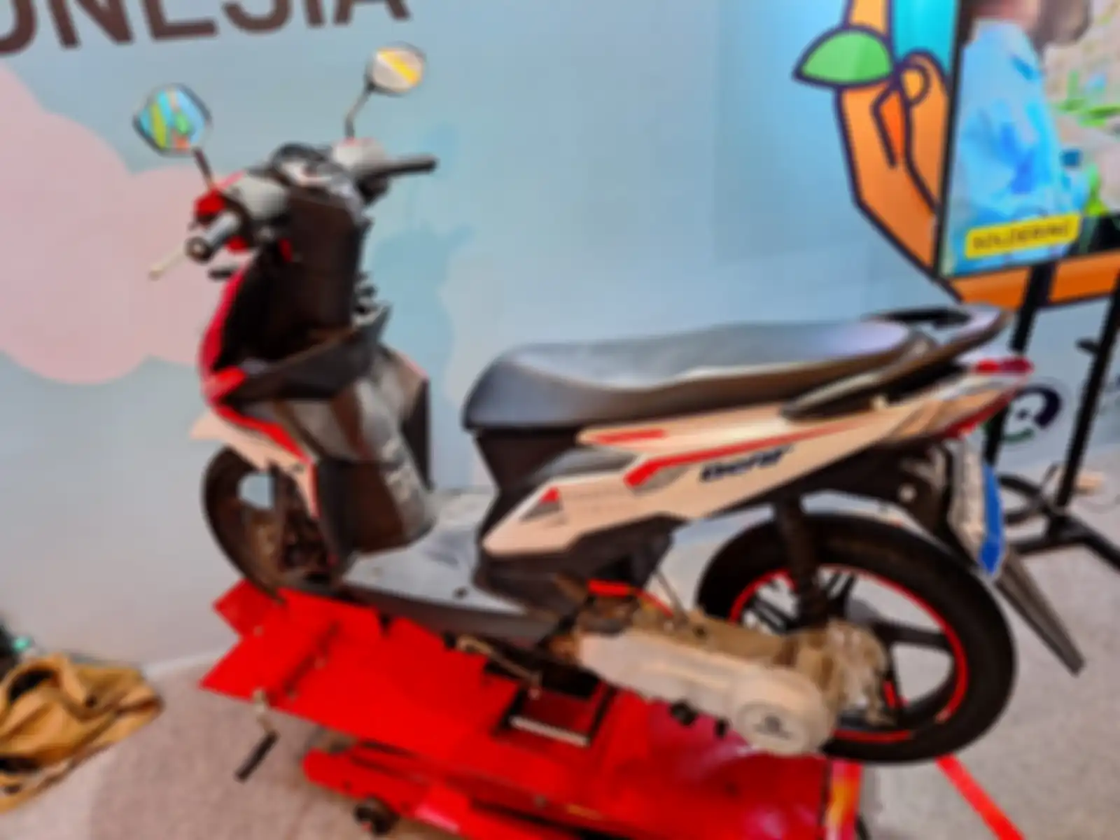 Honda BeAT listrik karya bengkel Nagara bisa menempuh jarak 60 km dalam kondisi baterai penuh
