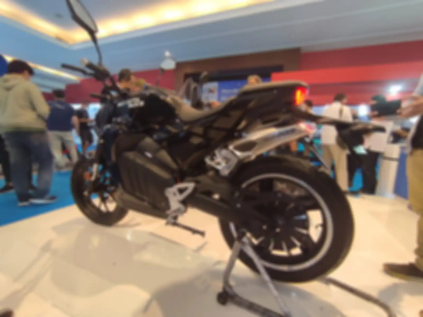 Motor listrik Rakata NX8.