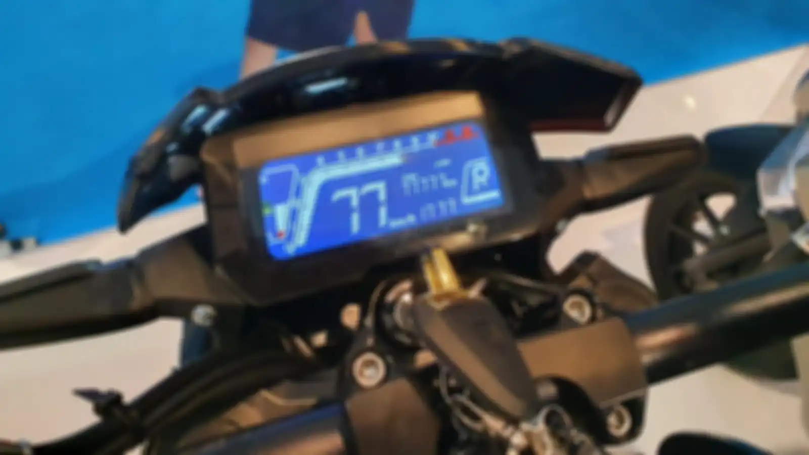 Tampilan panel instrumen motor listrik Rakata NX8